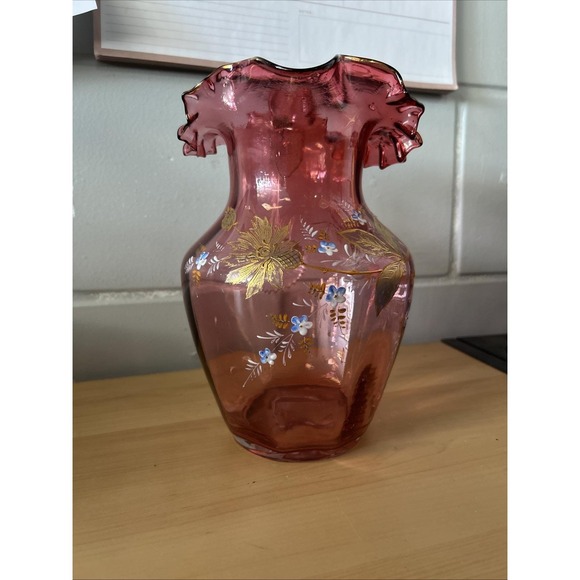 Fenton Cranberry Ruffled Glass‎ Pitcher - Picture 3 of 7